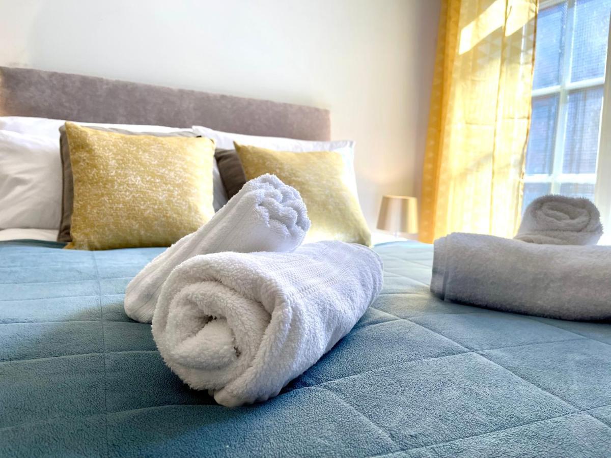 Cute And Cosy Studio In A Fantastic Location! Bishops Stortford Apartment Бишъпс Стортфорд Екстериор снимка