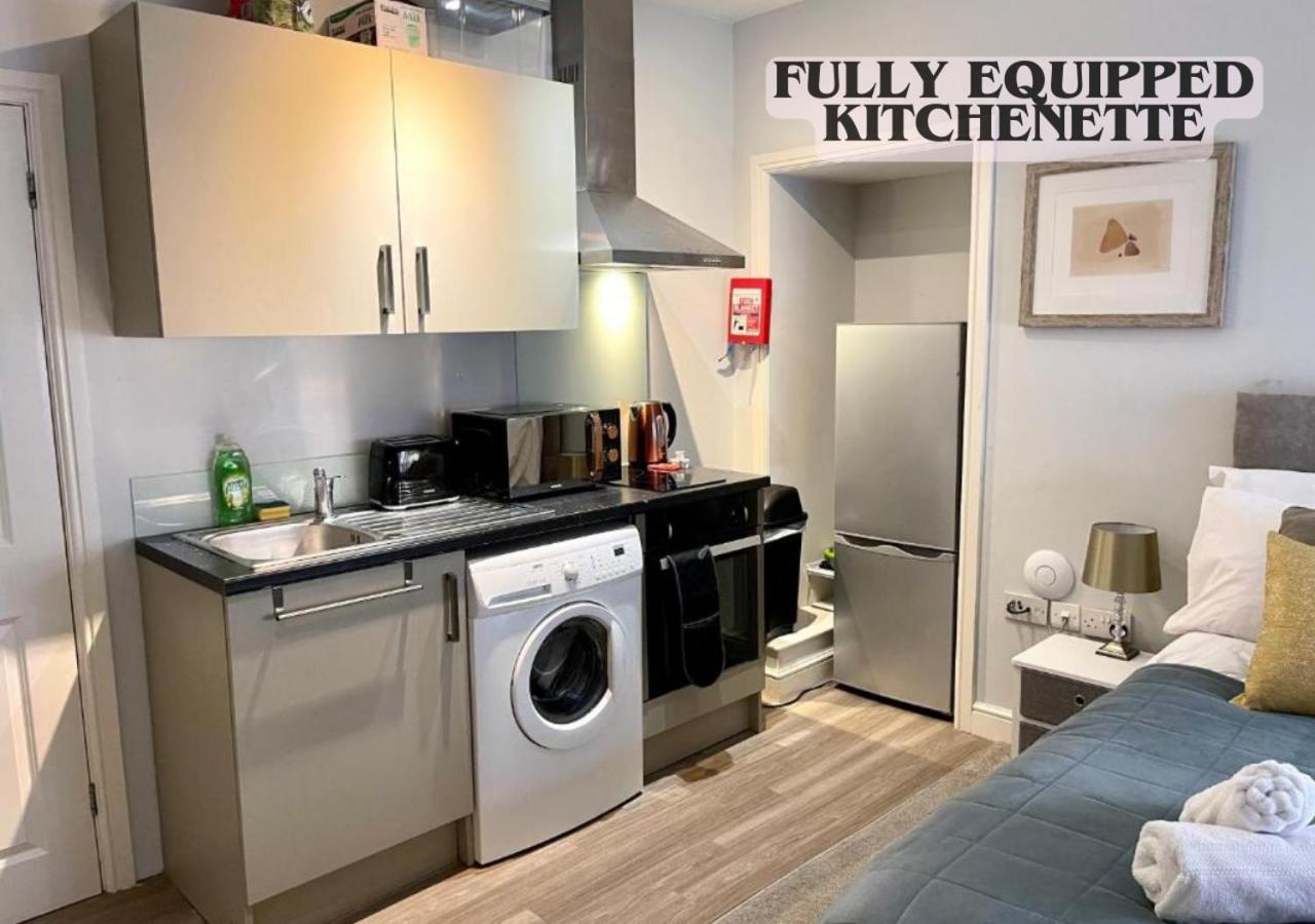 Cute And Cosy Studio In A Fantastic Location! Bishops Stortford Apartment Бишъпс Стортфорд Екстериор снимка